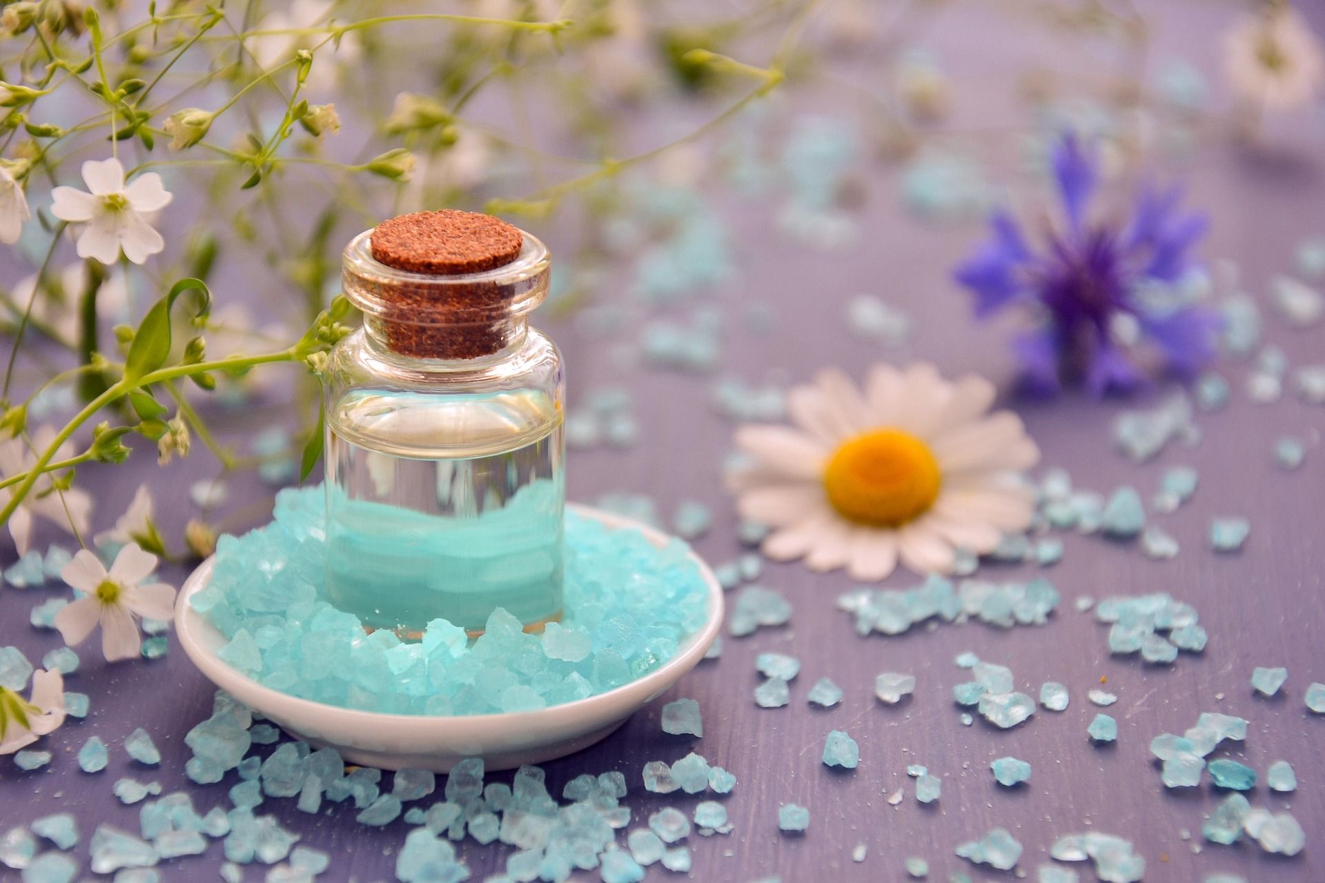 essential-oil-3816410_1920 essential-oil-3816410_1920
